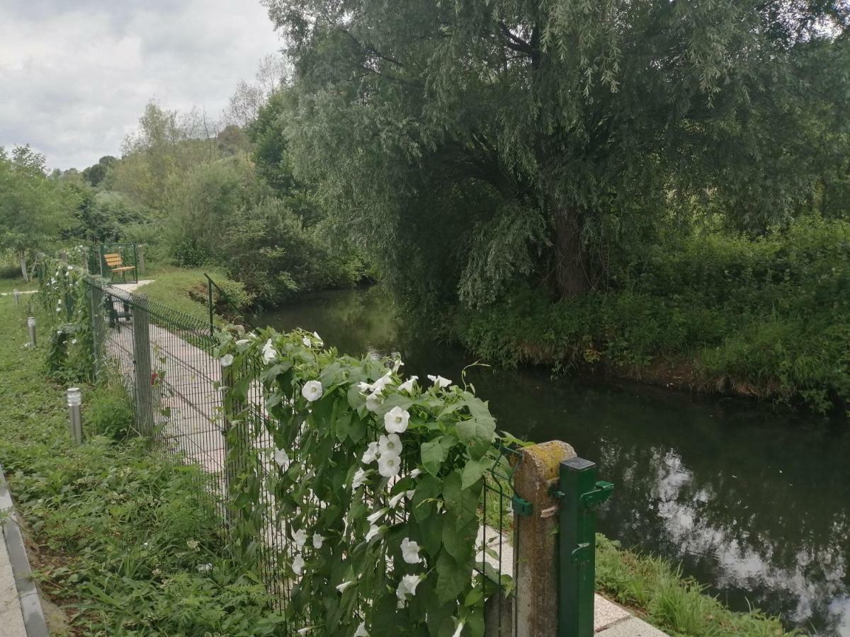 River Bank Apartments & Castle View Bihac Bagian luar foto